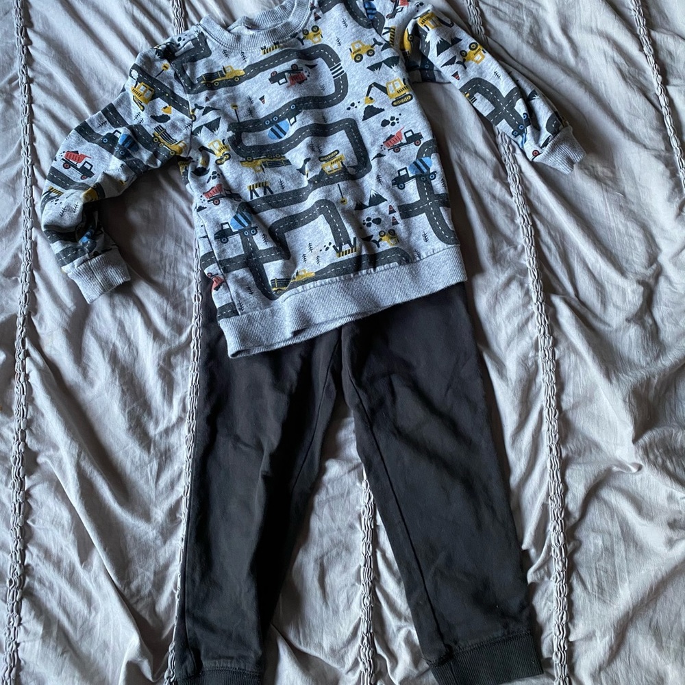 Two-Piece Construction Set